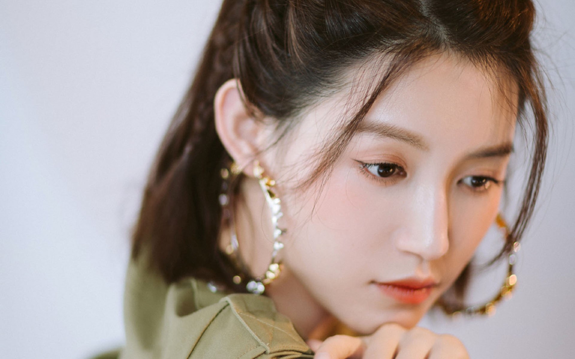 _篮网团队配合默契，保持联盟第一优势_，篮网的队